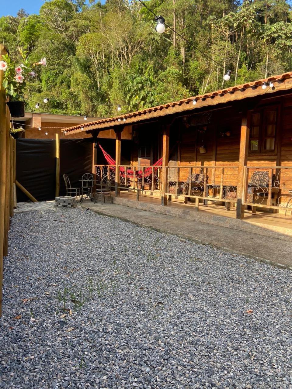 Cabana Com Jacuzzi Em Guararema Exterior photo